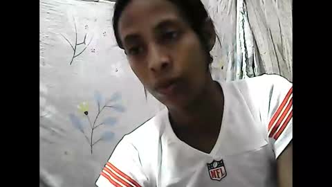 valysexyhot online show from March 28, 4:14 am