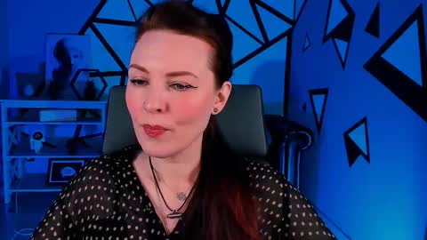 Vanda online show from December 20, 9:49 am