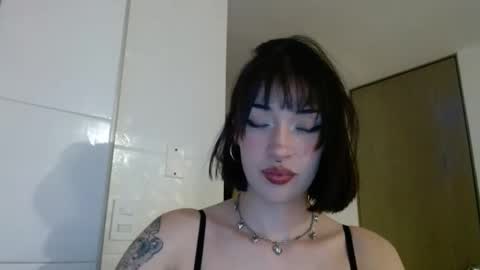 Vans online show from February 26, 6:39 am