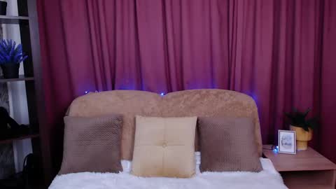 vanessa_moonn online show from March 7, 10:02 am