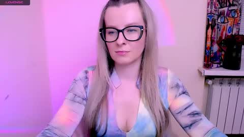 Mia online show from February 13, 9:34 am