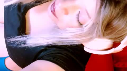 free  follow me online show from April 21, 2:04 am
