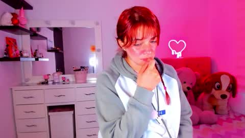 Vanesa online show from June 3, 8:03 pm