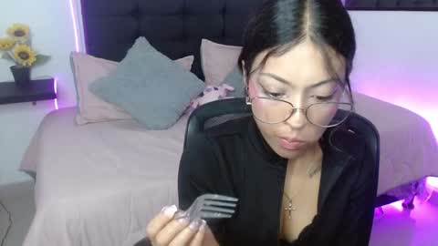 vane online show from February 13, 10:02 pm