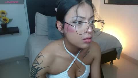 Snapshot of vannesweet_ chatting on October 5, 10:28 pm vane online show from October 5, 10:28 pm