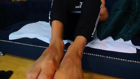 Vans Ross online show from February 11, 8:23 pm