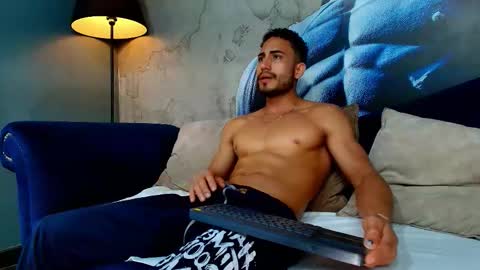 Vans Ross online show from January 31, 7:33 pm