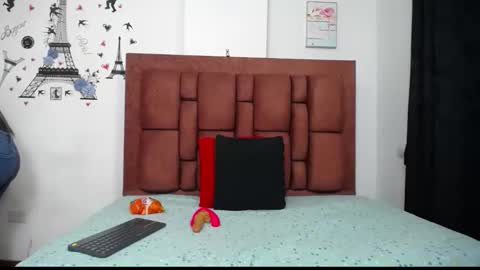 varascot online show from April 4, 12:34 pm