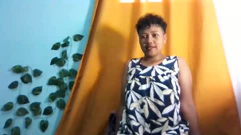Vayannah online show from May 30, 1:31 pm