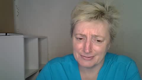 vea_motty online show from December 3, 12:17 pm