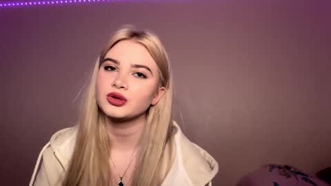 Monika online show from November 22, 12:03 pm