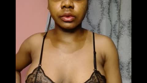 vee62 online show from March 23, 12:37 am