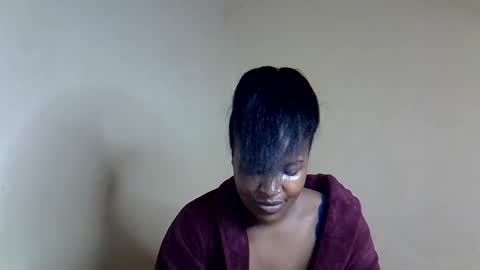 veesazii online show from February 7, 9:12 am