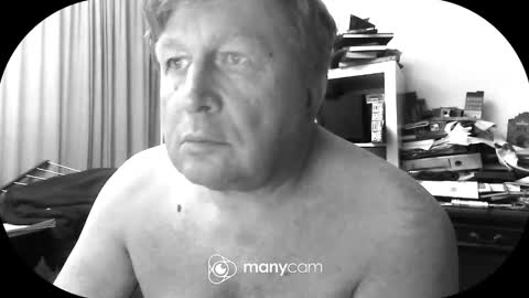 Snapshot of vejun2025 chatting on October 26, 5:45 pm vejun2025 online show from October 26, 5:45 pm