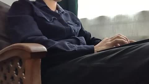 velvet_silhouette online show from November 30, 3:30 pm