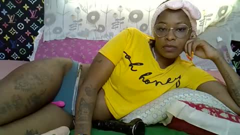 velvet online show from September 18, 6:17 am