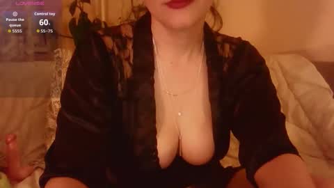 VelvetXmona online show from March 22, 10:25 pm