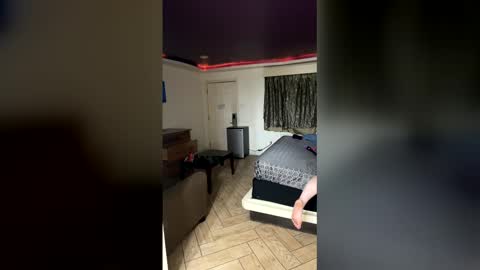 velvetsinner38 online show from February 7, 8:50 am