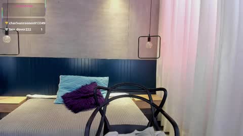 Snapshot of velvettease_ chatting on September 27, 2:37 pm velvettease_ online show from September 27, 2:37 pm