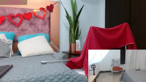 venus online show from March 10, 10:39 am