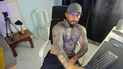 VENOMHEAT online show from June 3, 4:48 am