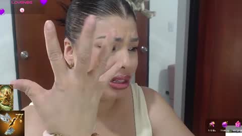 HI IM VENUS SMALL BOOBS  BIG HEART WARM PUSSY online show from June 26, 10:48 pm