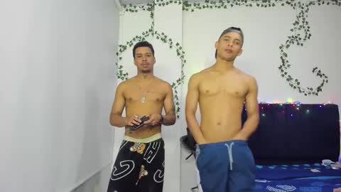 venus_boy2 online show from November 13, 3:20 am