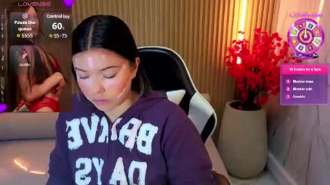 Venus  online show from May 20, 1:06 pm