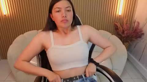 Venus  online show from December 20, 7:43 pm