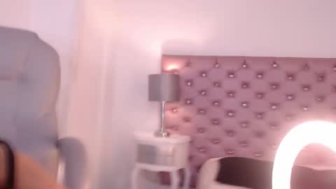 Venus  online show from January 14, 11:40 am