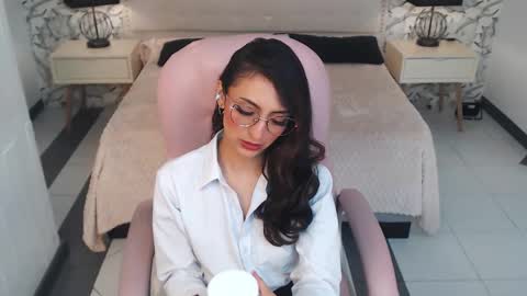 Venus  online show from March 4, 12:02 pm