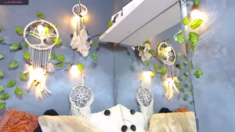 Venus online show from February 26, 6:59 pm