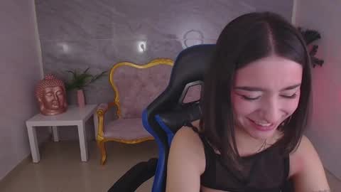 venuss online show from November 25, 2:05 pm