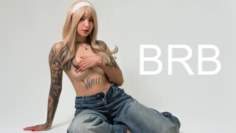 Shelly online show from November 24, 9:19 am