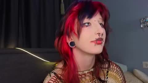 Erica online show from January 7, 8:25 pm