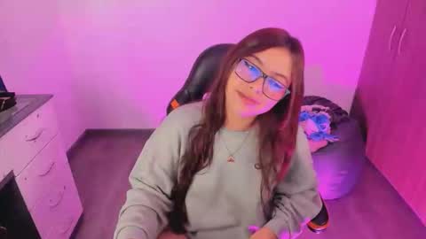 Verolake online show from October 16, 8:07 pm