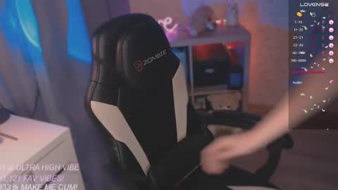 Tiffany online show from September 10, 9:27 pm