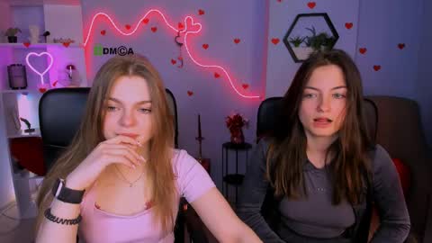 Ronni online show from April 19, 7:05 pm