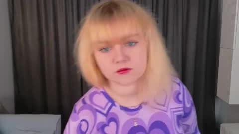 Snapshot of veronica_christensen chatting on October 8, 2:12 pm Maria online show from October 8, 2:12 pm