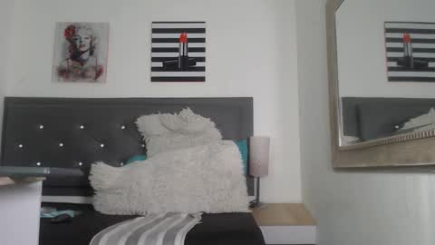 Veronica online show from February 13, 9:18 pm