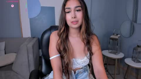 veronicablue1 online show from May 10, 12:22 pm