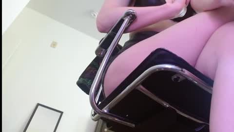 Snapshot of veronika_blak chatting on October 28, 8:32 pm Miss Veronika Blak online show from October 28, 8:32 pm