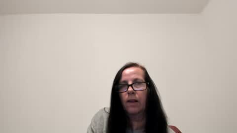 verysassypeachgoddess online show from January 15, 3:15 am