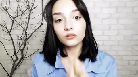 Snapshot of veryveryshygirl chatting on March 4, 8:02 am Ana online show from March 4, 8:02 am