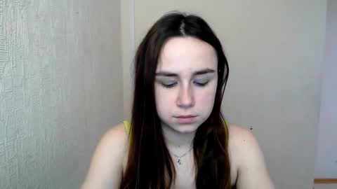 veryveryvery_shy online show from February 22, 7:23 am