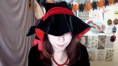 veryveryvery_shy online show from October 31, 8:59 am