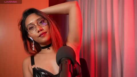 Vexa Nyx online show from June 7, 1:38 pm