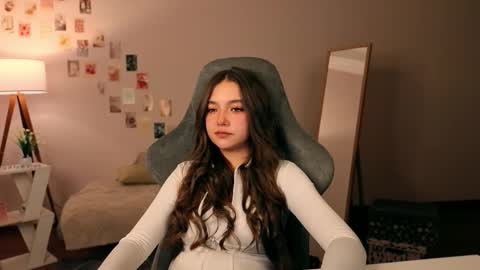 Rachel online show from November 22, 8:18 pm