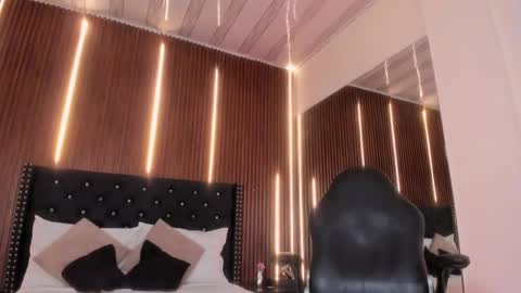 Ariana  online show from April 18, 7:21 am