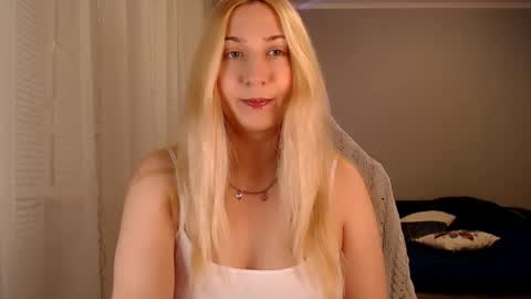 Amelia online show from October 28, 4:08 pm